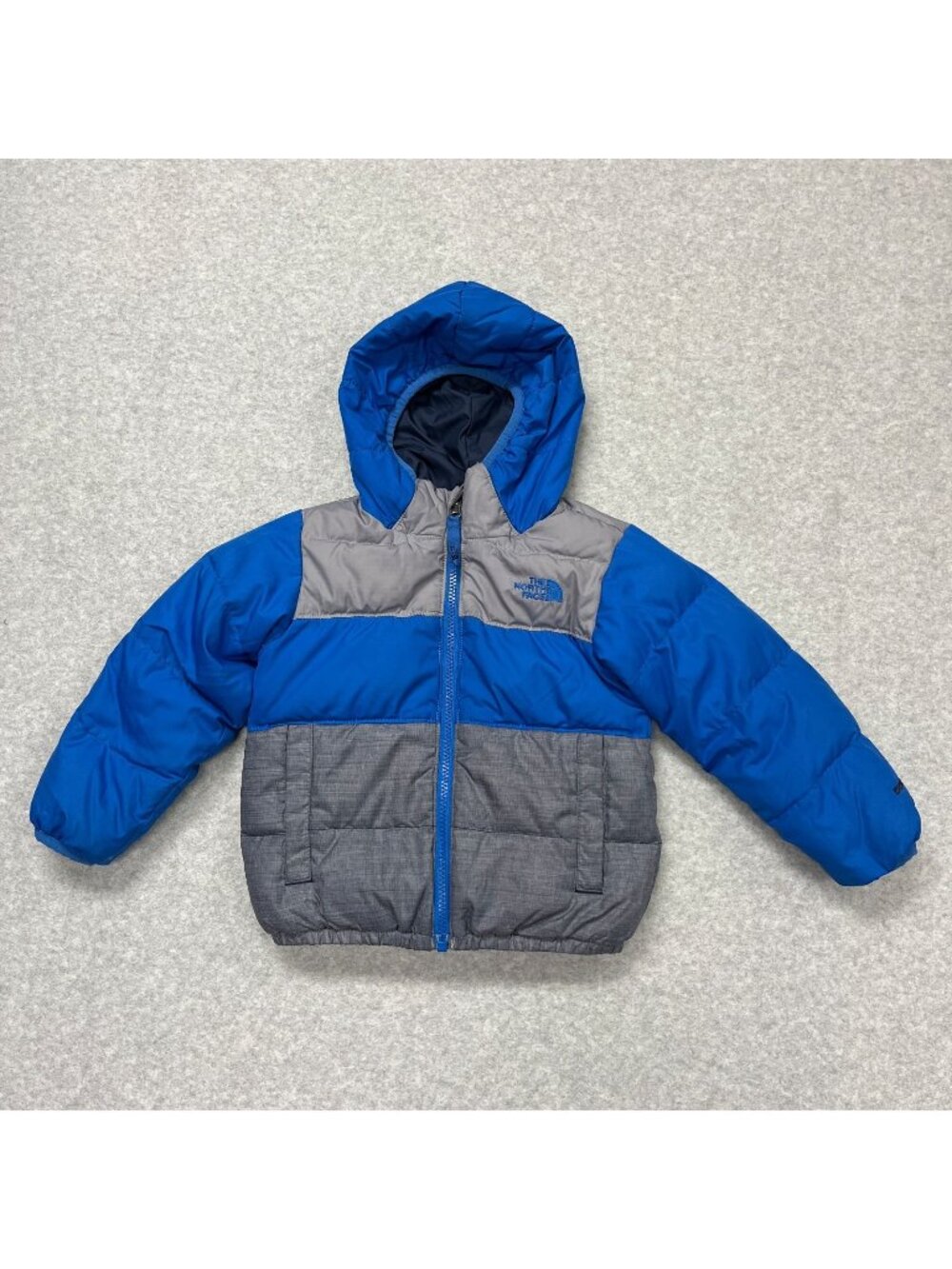 The North Face Moondoggy Reversible Size 3T 550 Fill Down Hooded Puffer Jacket